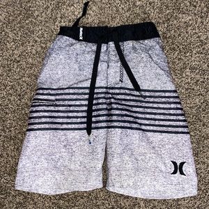 Hurley swim trunks size 5 boys.